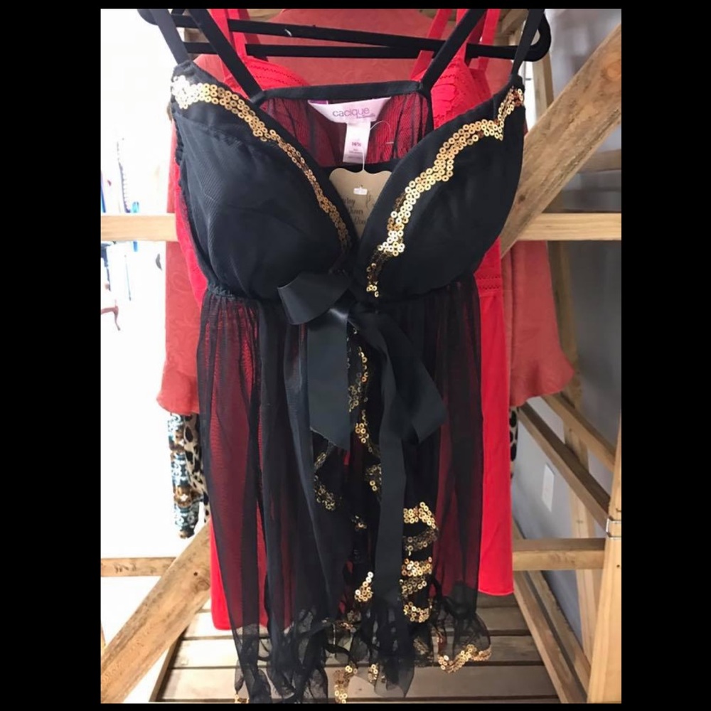 Black nighty